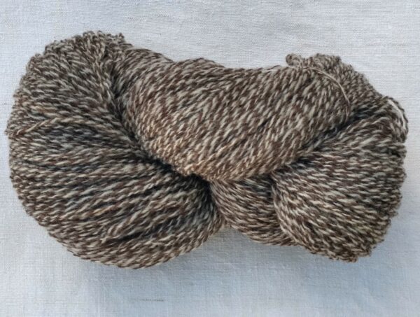 écheveau laine naturelle sans étiquette